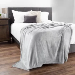 Hastings Home Oversized Flannel Fleece Throw Blanket - 60" X 70", Dawn Gray -Hastings Home Sales GUEST 51b40ab8 4e3f 435e 9847 043f24f6e421