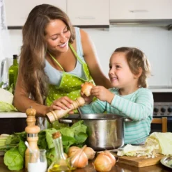 Hastings Home Large Stainless Steel 12-Qt Stock Pot With Lid – 11.5" X 7.5" -Hastings Home Sales GUEST e3bd242f 8515 46e5 acb4 760d6051dc2c