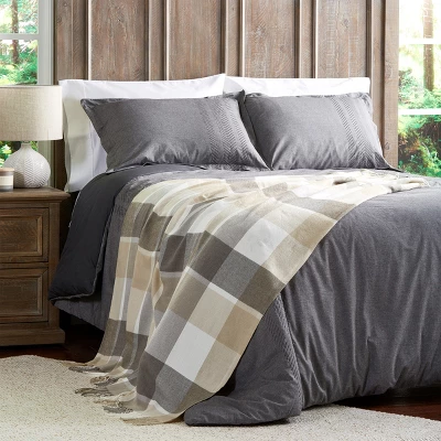 Hastings Home Oversized Soft Fluffy Throw Blanket - Plaid 2 Hastings Home Oversized Soft Fluffy Throw Blanket - Plaid - Image 2